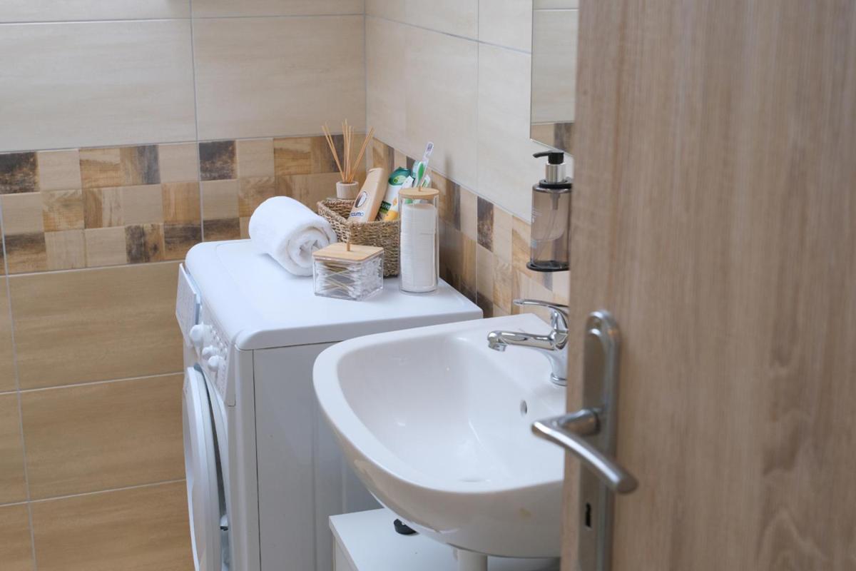 Apartmany Na Kovarne Rajov Zlata Koruna Luaran gambar