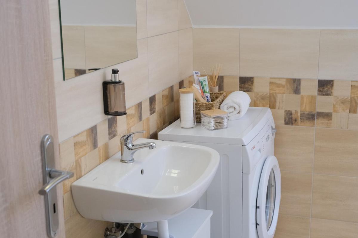 Apartmany Na Kovarne Rajov Zlata Koruna Luaran gambar