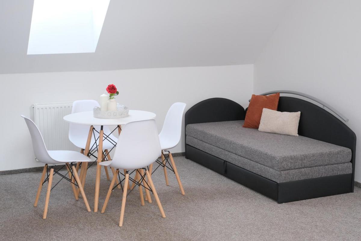 Apartmany Na Kovarne Rajov Zlata Koruna Luaran gambar